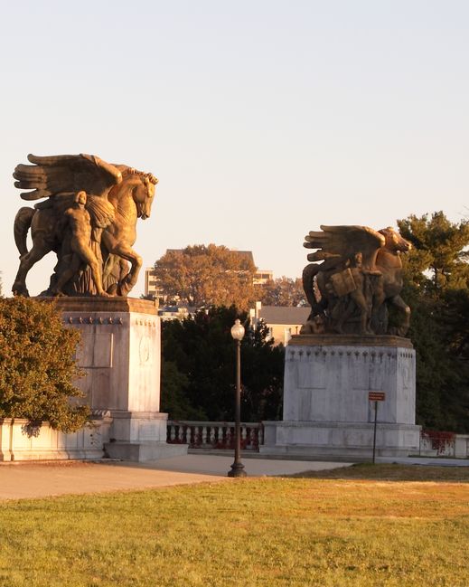 Friedlander statues at the Lincoln Memorial
Terminus of the Arlington Memorial Bridge

