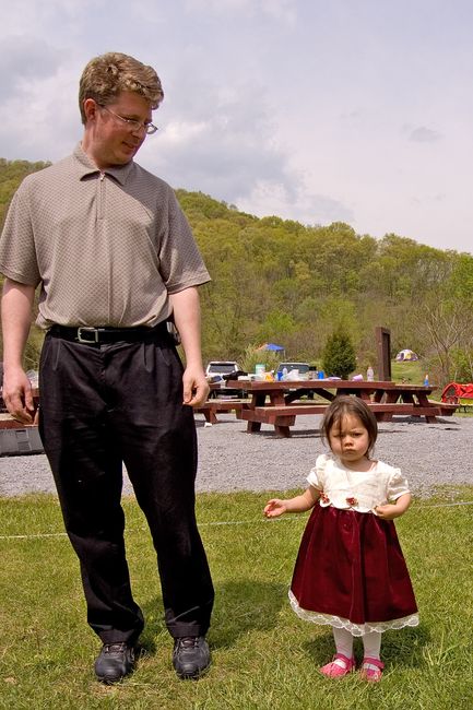 Some folks dress up for camping
George and Ann
Keywords: seneca-rocks-2008