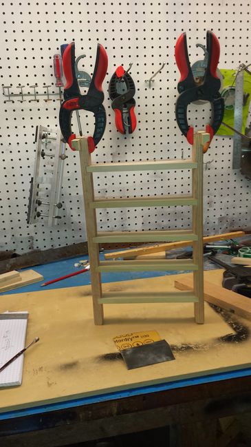 Small display shelf for matchbox cars
