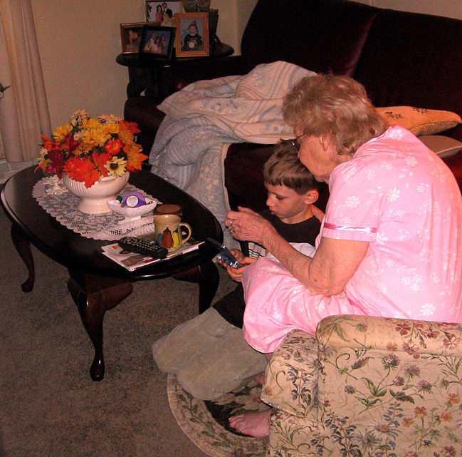 James demonstrates the gameboy
for Maw-Maw
Sept. 30, 2006
Keywords: James_Hassell