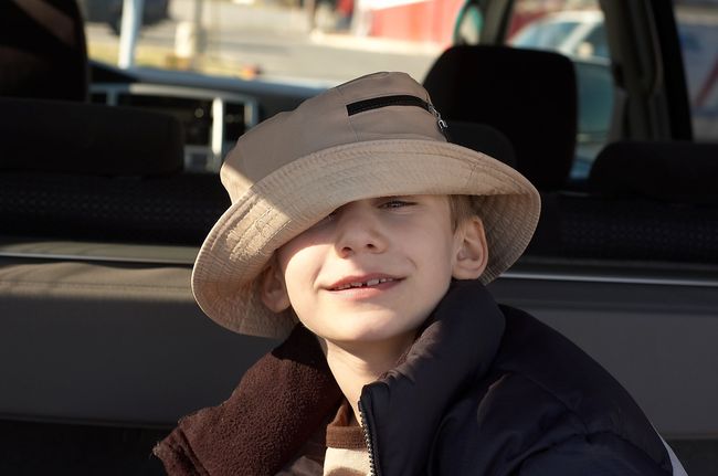 James fooling around
in the back of the truck. With the new 50mm lens.
Keywords: James