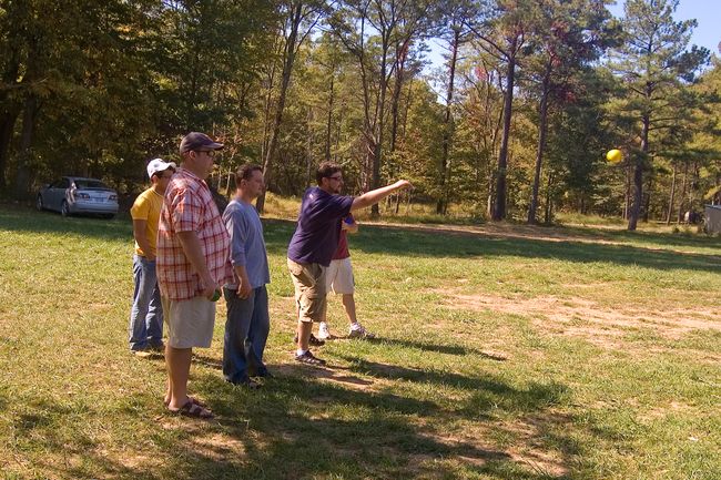 Bocce players
at Gore,VA
campout
Keywords: gore2007
